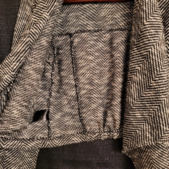Zigzag Cardigan - Picture 5 of 8